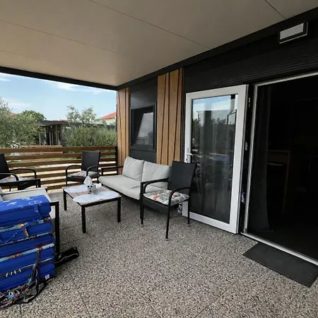 Camping Sea Mobile Sukošan